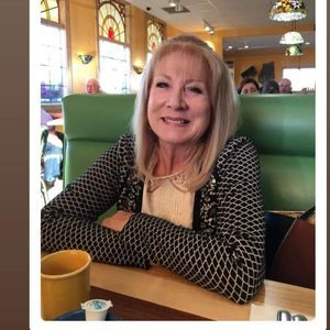 Meet your Posher, Charlotte